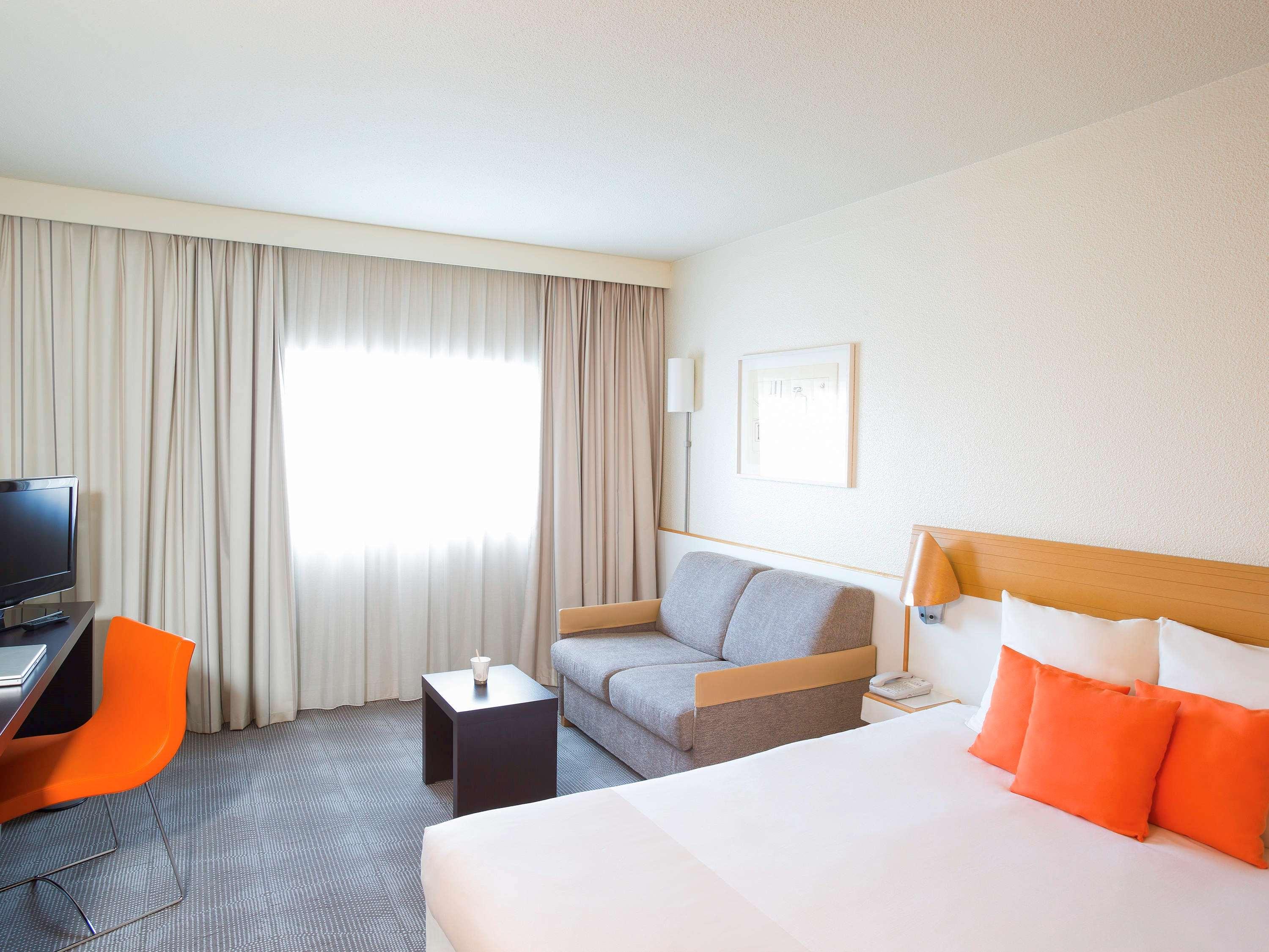 โนโวเทล ปารีส ออร์ลี เริงกีส Hotel เรอจิส ภายนอก รูปภาพ