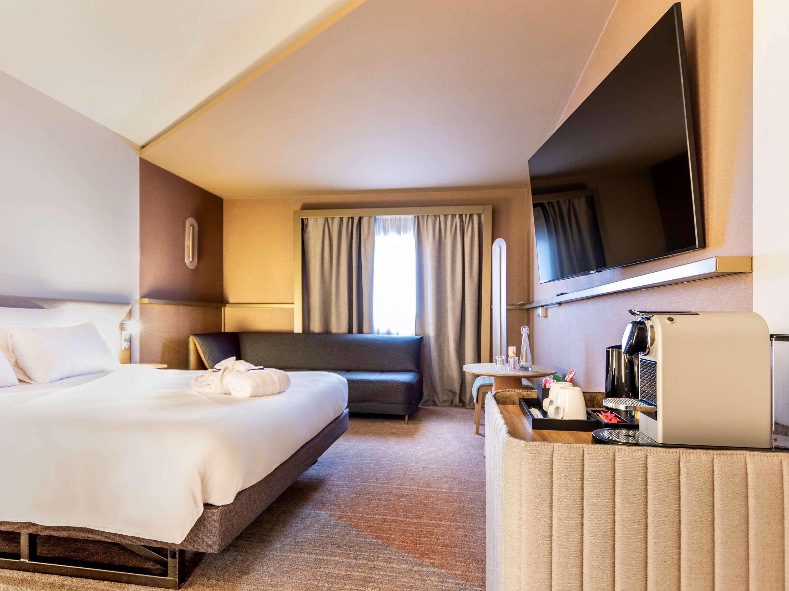 โนโวเทล ปารีส ออร์ลี เริงกีส Hotel เรอจิส ภายนอก รูปภาพ