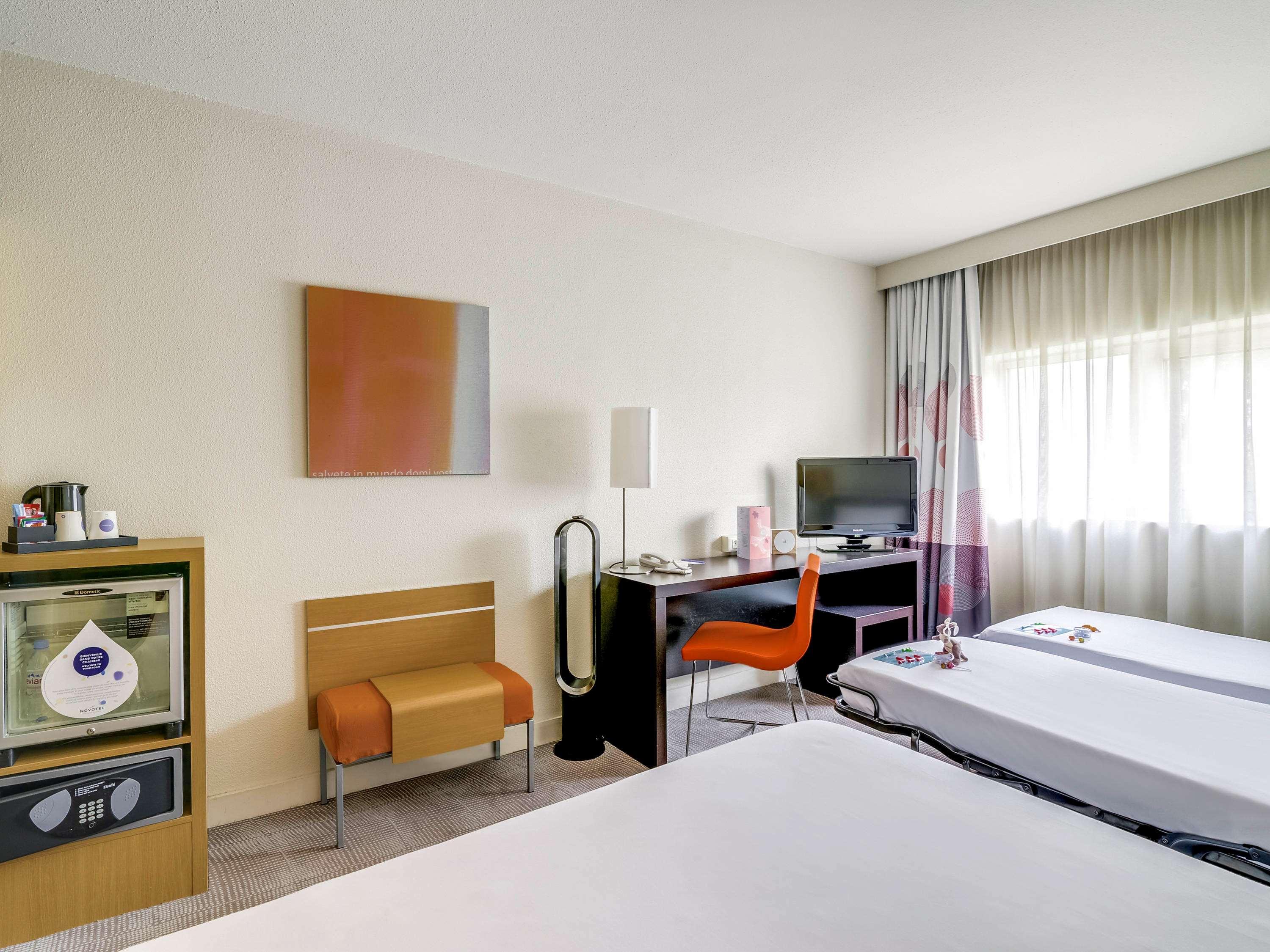 โนโวเทล ปารีส ออร์ลี เริงกีส Hotel เรอจิส ภายนอก รูปภาพ