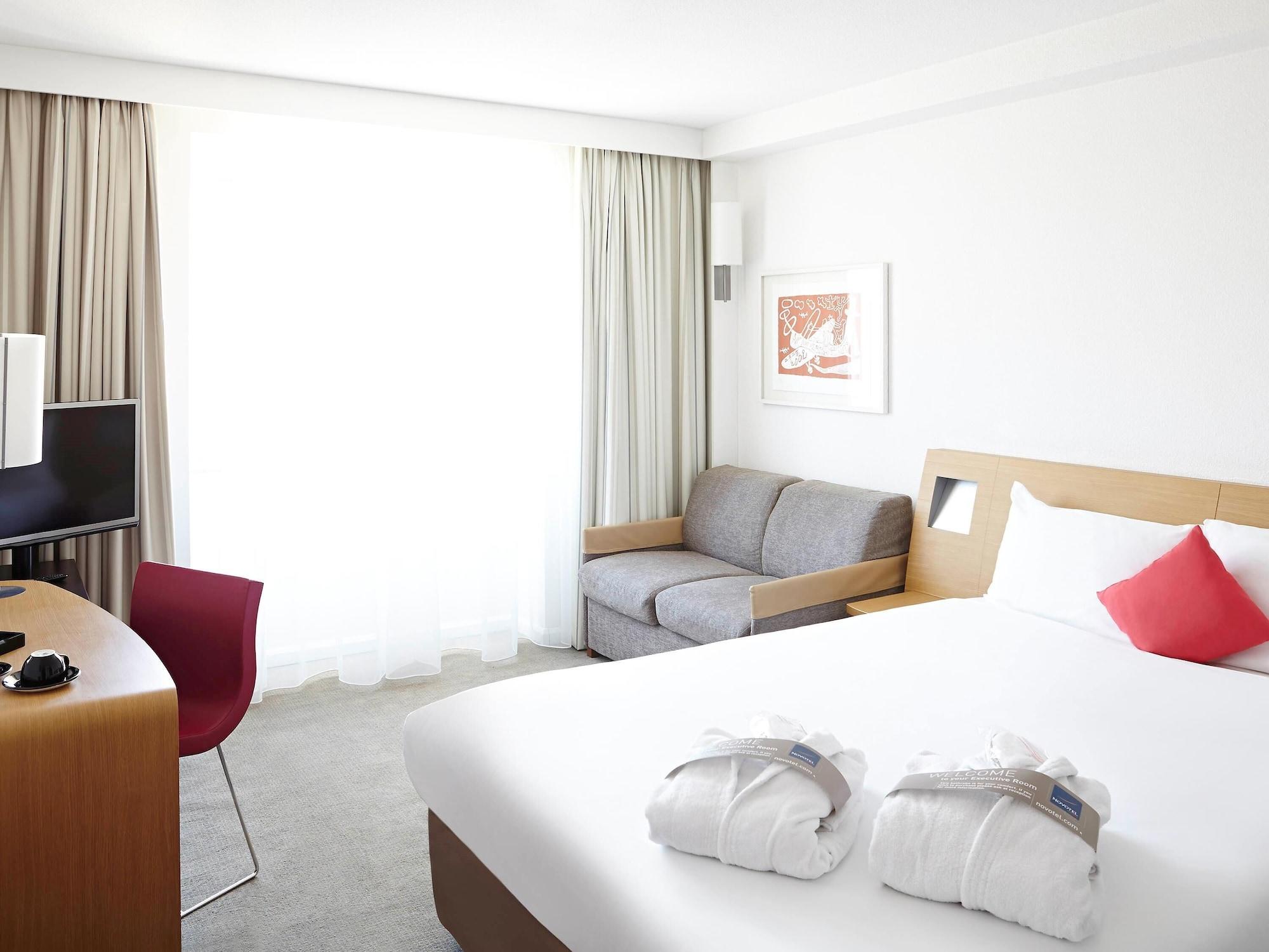 โนโวเทล ปารีส ออร์ลี เริงกีส Hotel เรอจิส ภายนอก รูปภาพ